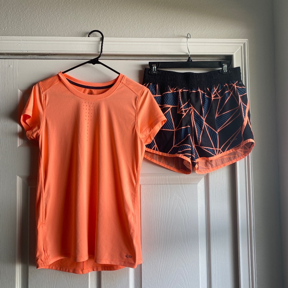 Champion duodry 2 piece set  size medium